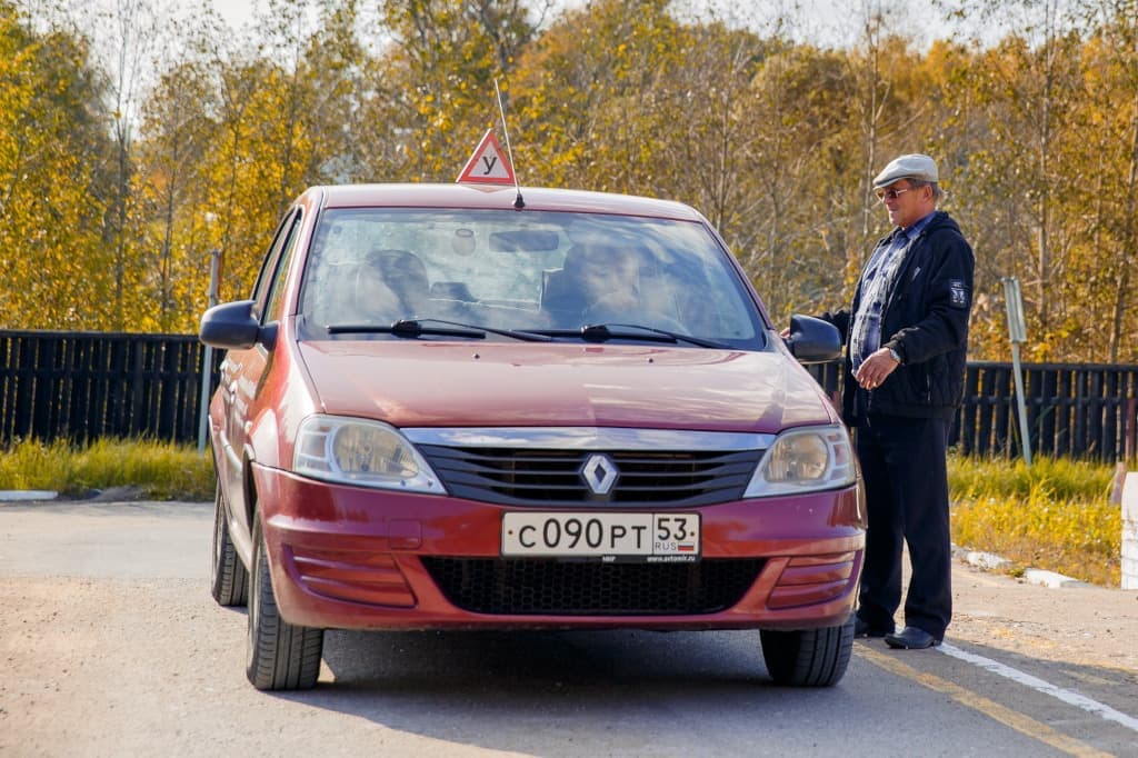 Автомобиль из автопарка